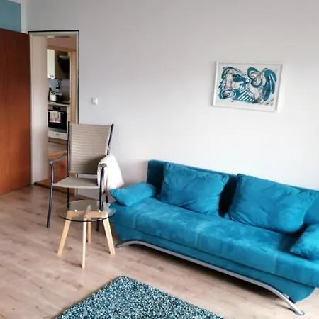 Schoene Mit Balkon, Zentrumnah